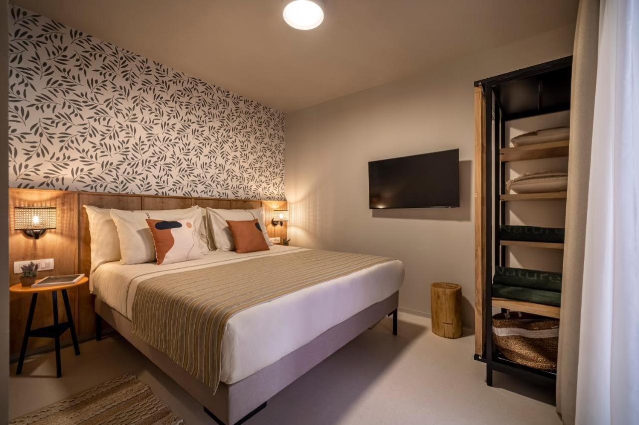 Trim Sunny Apartments By Valamar Stari Grad  Buitenkant foto