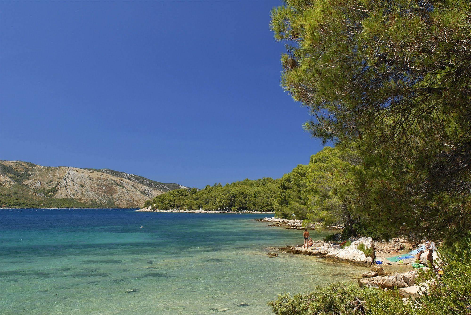 Trim Sunny Apartments By Valamar Stari Grad  Buitenkant foto