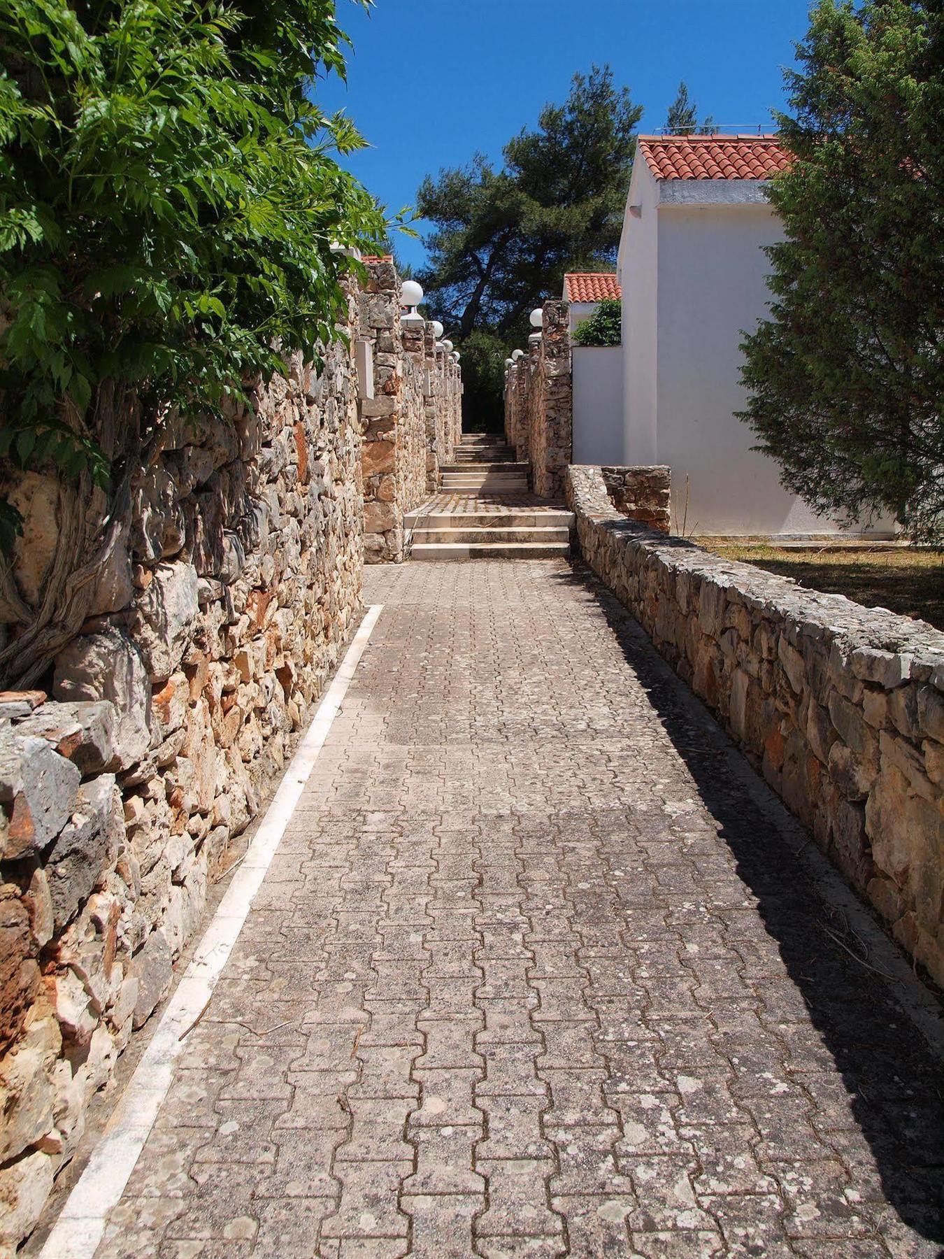 Trim Sunny Apartments By Valamar Stari Grad  Buitenkant foto